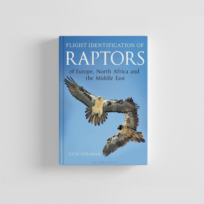 Knyga  "Flight Identification of Raptors of Europe, North Africa and the Middle East"